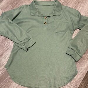 Women’s quarter button soft waffle collar shirt